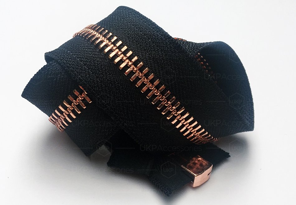 Metal teeth zipper